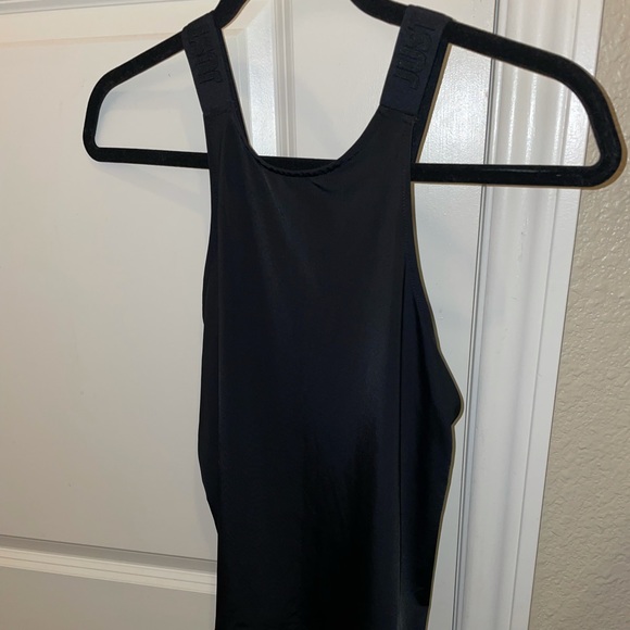 Nike workout tank - Picture 4 of 12